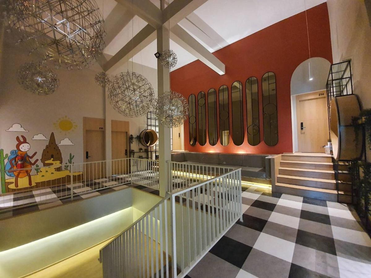 Platinum Hotel Районг Экстерьер фото
